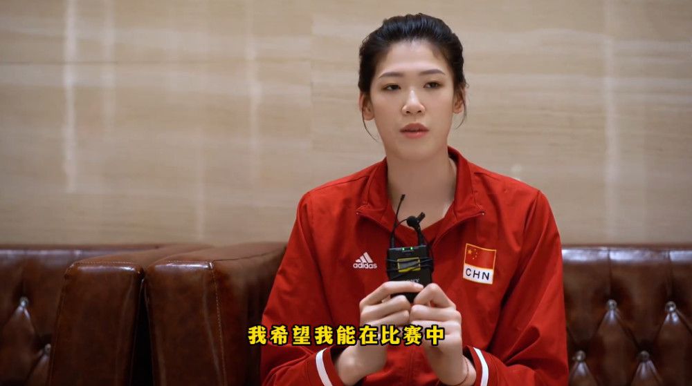 女警白嫩翘臀呻吟迎合性瘾